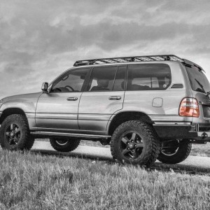 2017 toyota land-cruiser photo