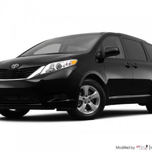2017 toyota sienna-le photo