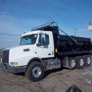 2017 volvo-truck vhd photo