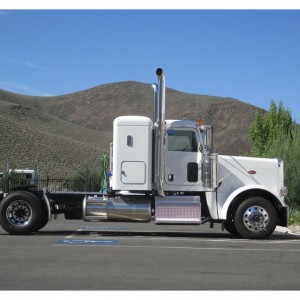 2017 volvo-truck vnm photo