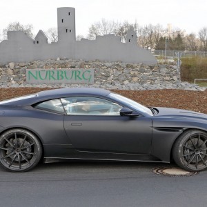 2018 aston-martin db11 photo