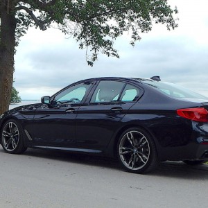 2018 bmw m550i photo