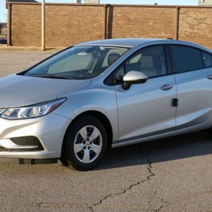 2018 chevrolet cruze-ls photo