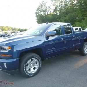 2018 chevrolet silverado-1500-lt photo