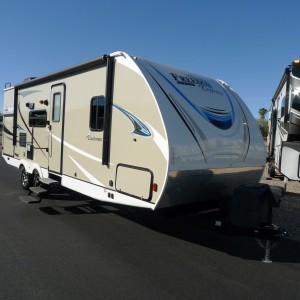 2018 forest-river freedom-express photo