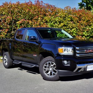 2018 gmc canyon-all-terrain-sle photo
