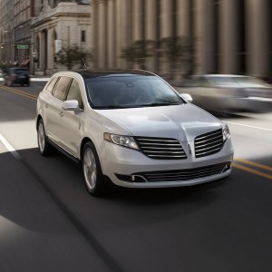 2018 lincoln mkt photo