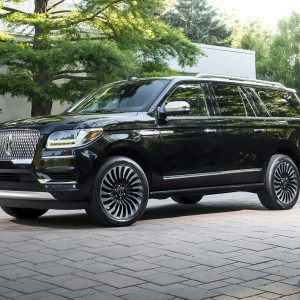 2018 lincoln navigator-l photo