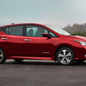 2018 nissan leaf photo