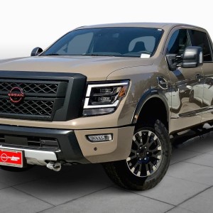2018 nissan titan-pro-4x-platinum-s-sl-sv photo
