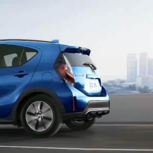 2018 toyota prius-c photo