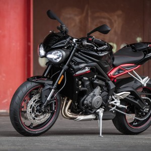 2018 triumph street-triple photo