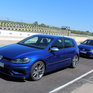 2018 volkswagen golf-r photo