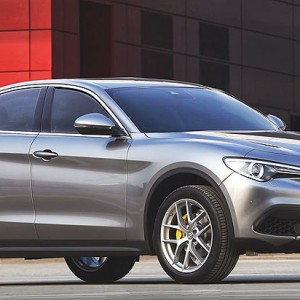 2019 alfa-romeo stelvio photo