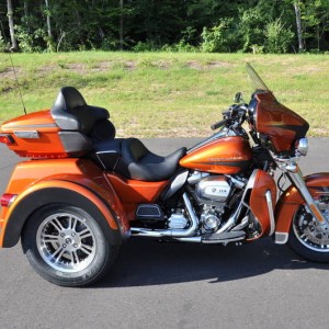 2019 harley-davidson flhtcutg-tri-glide-ultra photo