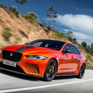 2019 jaguar xe photo
