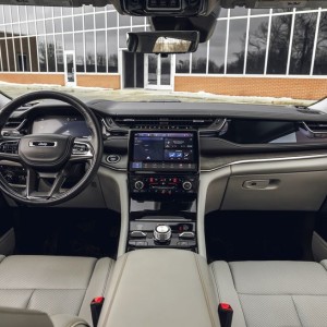 2019 jeep grand-cherokee-limited photo