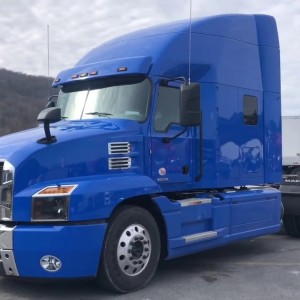2019 mack anthem photo