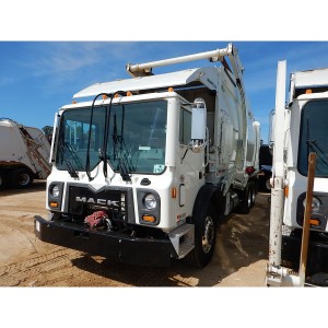 2019 mack terrapro photo