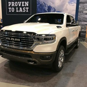 2019 ram 1500-laramie-longhorn photo