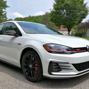 2019 volkswagen golf-gti photo