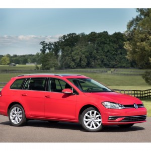 2019 volkswagen golf-sportwagen photo