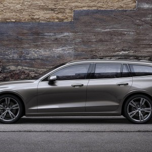 2019 volvo v60 photo