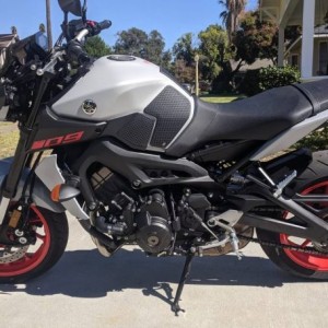 2019 yamaha fz09 photo