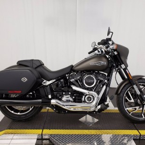 2020 harley-davidson flsbsport-glide photo