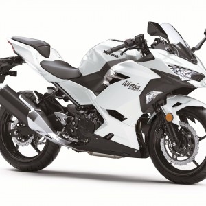 2020 kawasaki ninja-400 photo