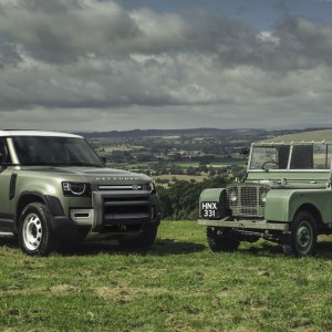 2020 land-rover defender photo