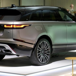 2020 land-rover range-rover-velar photo