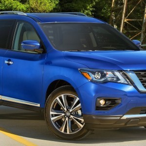 2020 nissan pathfinder photo