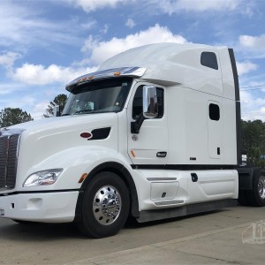 2020 peterbilt 579 photo
