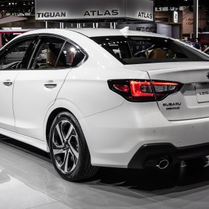 2020 subaru legacy photo