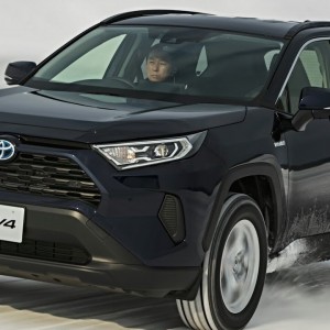2020 toyota rav4 photo