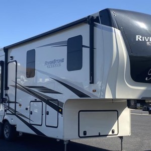 2021 forest-river riverstone photo