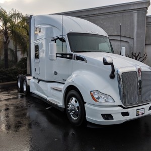 2021 kenworth t680 photo