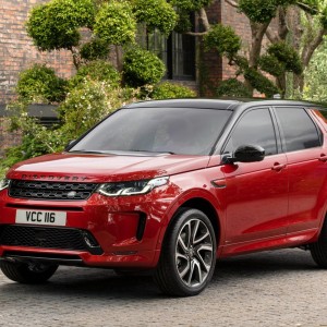2021 land-rover discovery-sport photo