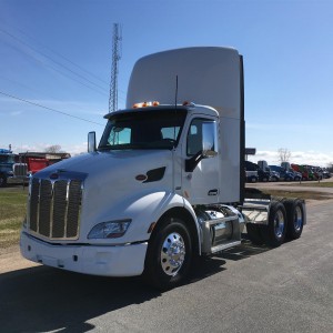 2021 peterbilt 579 photo