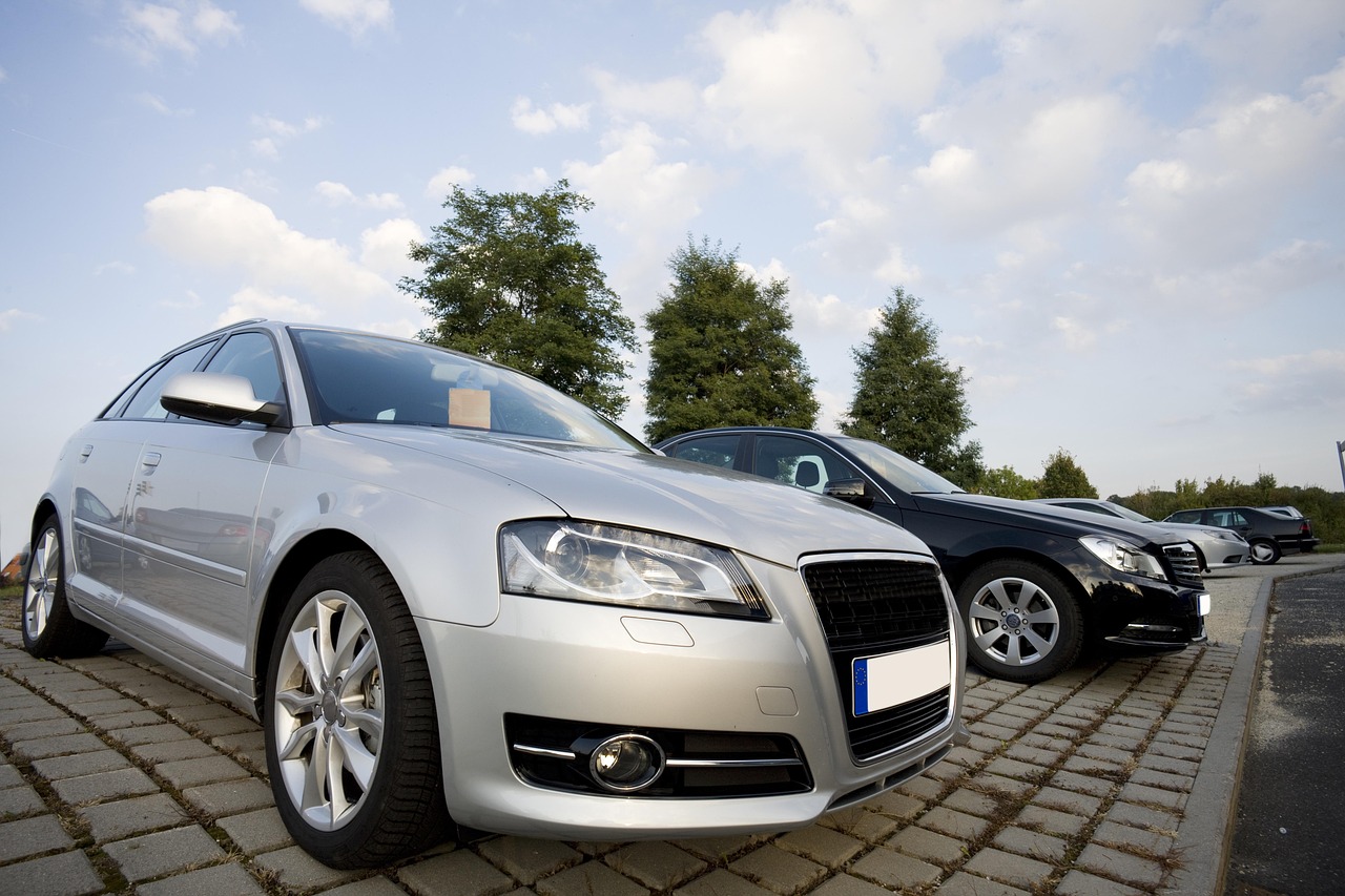 New US Car Sales Down in November Against Predictions